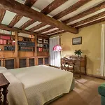 La Tana Cozy Apartment In Campo San Maurizio